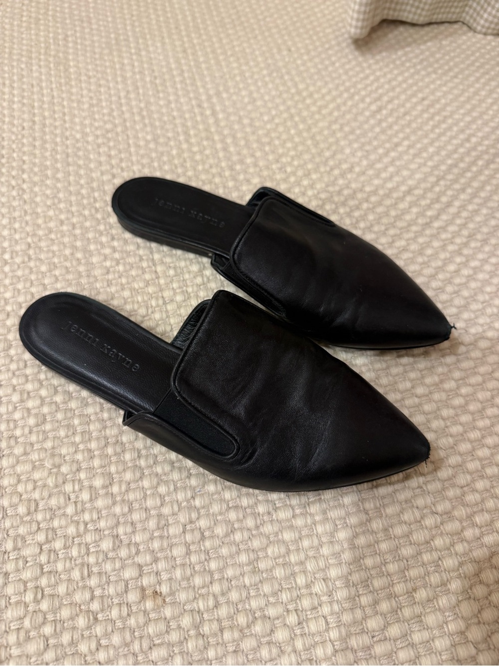 Jenni Kayne Black Pointed Leather Slide Flats EU 36